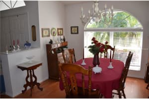 5495 Cynthia Ln, Sarasota, FL 34235, Sold 06/03/16