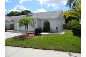 7718 Geneva Ln, Sarasota, FL 34243, Sold 05/31/16