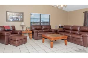 3564 65th Ave Cir E, Sarasota, FL 34243, Sold 07/22/16