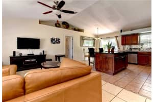 7680 39th St Cir E, Sarasota, FL 34243, Sold 09/09/16