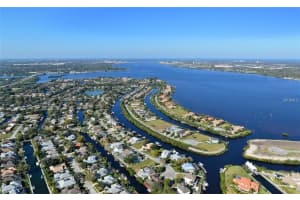 4743 Compass Dr, Bradenton, FL 34208, Sold 06/17/16