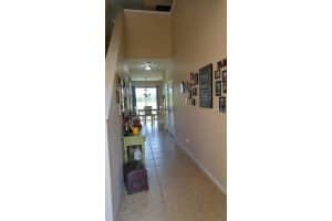 302 Corbett Bluff Dr, Ruskin, FL 33570, Sold 02/28/17
