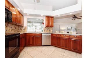 4840 Wood Pointe Way, Sarasota, FL 34233, Sold 06/24/16