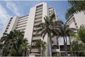 20 Whispering Sands Dr, Siesta Key, FL 34242, Sold 09/02/16