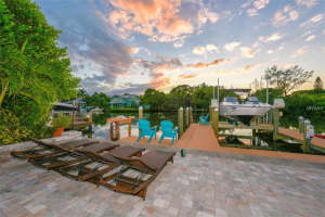 3810 Flamingo Ave, Siesta Key, FL 34242, Sold 02/23/17