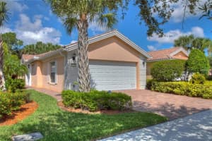 11605 Garessio Ln, SARASOTA