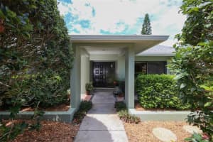 3667 Country Pl Blvd, Sarasota, FL 34233, Sold 08/01/16