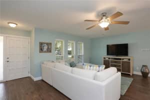 1824 Caribbean Dr, Sarasota, FL 34231, Sold 08/04/16