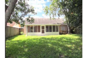 1752 Tarah Trace Dr, Brandon, FL 33510, Sold 09/02/16