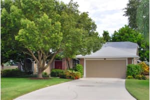 7971 Monticello Ln, Sarasota, FL 34243, Sold 12/16/16