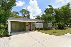 2421 McClellan Pkwy, Sarasota, FL 34239, Sold 01/06/17
