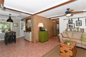 2421 McClellan Pkwy, Sarasota, FL 34239, Sold 01/06/17