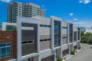 272 Cosmopolitan Ct, Sarasota, FL 34236, Sold 05/12/17