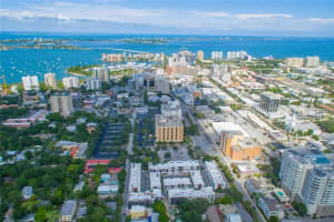 272 Cosmopolitan Ct, Sarasota, FL 34236, Sold 05/12/17