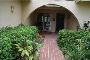 3947 Lemonwood Dr, Sarasota, FL 34232, Sold 09/26/16