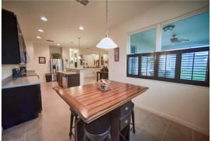 6307 4th St E, Bradenton, FL 34203, Sold 11/02/16
