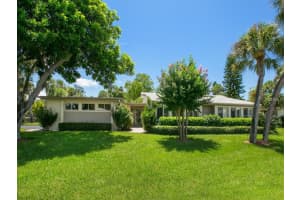 132 Whispering Sands Cir, Siesta Key, FL 34242, Sold 09/30/16