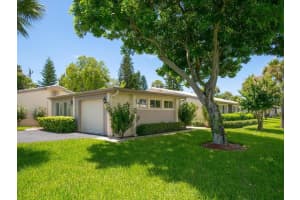 132 Whispering Sands Cir, Siesta Key, FL 34242, Sold 09/30/16