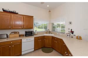 5022 45th St W, Bradenton, FL 34210, Sold 12/01/16