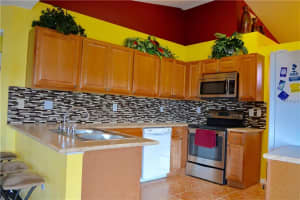 4505 Dover St Cir E, Bradenton, FL 34203, Sold 01/27/17