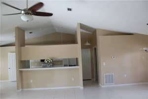 2820 57th Dr E, Bradenton, FL 34203, Sold 12/02/16