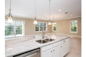 4953 Commonwealth Dr, Siesta Key, FL 34242, Sold 01/31/17