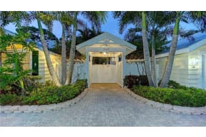1845 Bougainvillea St, Sarasota, FL 34239, Sold 03/26/19