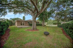 1211 76th St NW, Bradenton, FL 34209, Sold 12/07/16