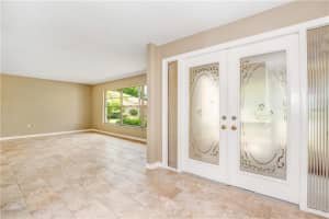 4361 Eastwood Ln, Sarasota, FL 34232, Sold 12/29/16