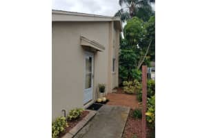 2787 Woodgate Ln, Sarasota, FL 34231, Sold 01/06/17