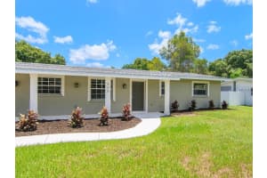 505 E Lake Dr, Sarasota, FL 34232, Sold 01/28/17
