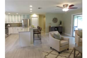 505 E Lake Dr, Sarasota, FL 34232, Sold 01/28/17