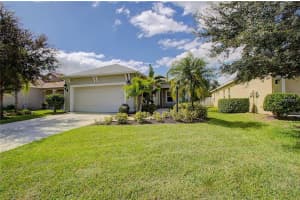 5222 Aqua Breeze Dr, Bradenton, FL 34208, Sold 01/26/17