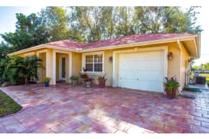 5780 Deer Hollow Ln E, Sarasota, FL 34232, Sold 03/01/17