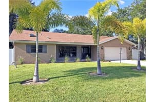 1735 Fiesta Dr, Sarasota, FL 34231, Sold 11/29/17