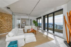 1211 Gulf of Mexico Dr, Longboat Key, FL 34228, Sold 11/01/18