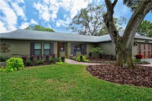 3695 Country Pl Blvd, Sarasota, FL 34233, Sold 02/02/17