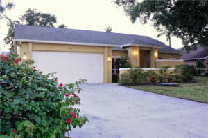 307 Bayside Pkwy, Nokomis, FL 34275, Sold 03/06/17