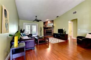 5009 82nd Way E, Sarasota, FL 34243, Sold 02/28/17