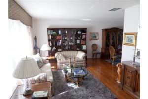 3799 Aster Dr, Sarasota, FL 34233, Sold 05/30/17