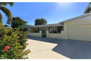 1532 Shelburne Ln, Sarasota, FL 34231, Sold 08/25/17