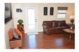 3911 78th Dr E, Sarasota, FL 34243, Sold 04/15/17