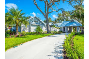 3759 Beneva Oaks Blvd, Sarasota, FL 34238, Sold 07/07/17