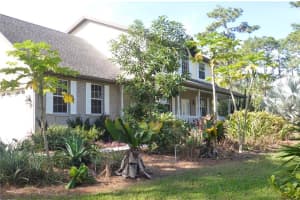 7010 211th St E, Bradenton, FL 34211, Sold 01/18/17