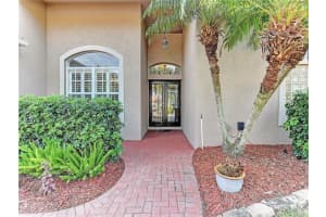 3816 71st Terrace E, Sarasota, FL 34243, Sold 03/31/17
