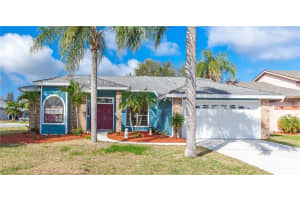 8074 Monticello Ln, Sarasota, FL 34243, Sold 05/19/17