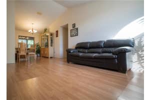 5612 34th Ct E, Bradenton, FL 34203, Sold 05/26/17