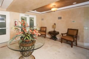 5204 Manorwood Dr, Sarasota, FL 34235, Sold 05/04/17