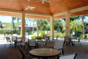900 La Costa Cir, Sarasota, FL 34237, Sold 04/02/18