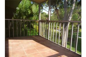 942 La Costa Cir, Sarasota, FL 34237, Sold 09/29/17